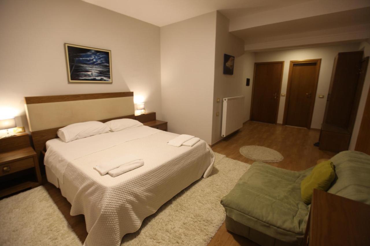 Hotel Sofo Dukat Eksteriør bilde
