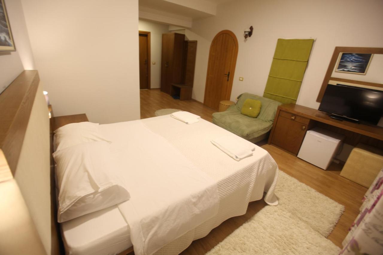 Hotel Sofo Dukat Eksteriør bilde
